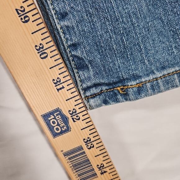 Levi's 505 Straight Leg Jeans Y2K Medium Wash Denim Womens Size 12L - Picture 6 of 10